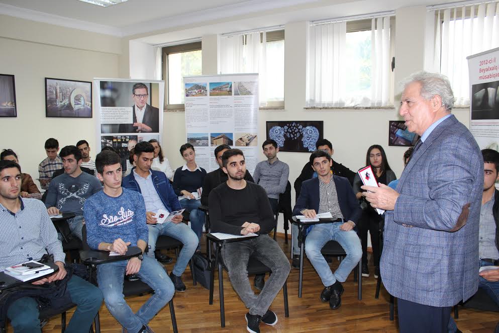 azmiu-da-telebeler-ucun-seminarlar-kecirilib